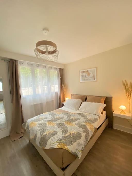 Derniere Reservations Avant Indisponibilite En Septembre Pour 12 Mois, Illimites Jacuzzi Spa Bain A Remous Interieur, Sauna Interieur, Parking Reserve, Vue Et Acces Parc, Prestations Uniques, 1Er Etage Corbeil-Essonnes Ngoại thất bức ảnh