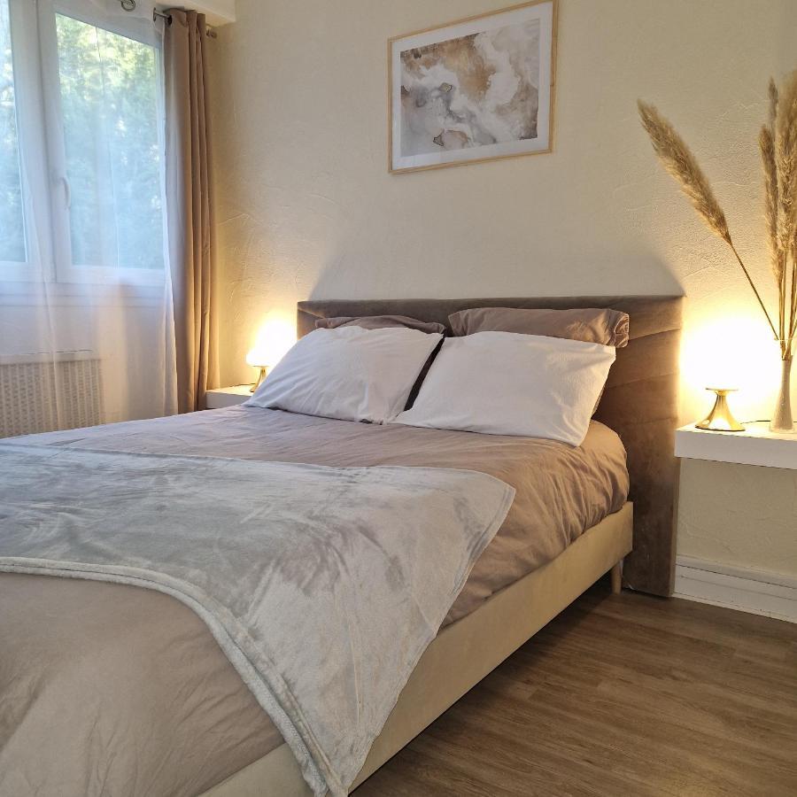 Derniere Reservations Avant Indisponibilite En Septembre Pour 12 Mois, Illimites Jacuzzi Spa Bain A Remous Interieur, Sauna Interieur, Parking Reserve, Vue Et Acces Parc, Prestations Uniques, 1Er Etage Corbeil-Essonnes Ngoại thất bức ảnh