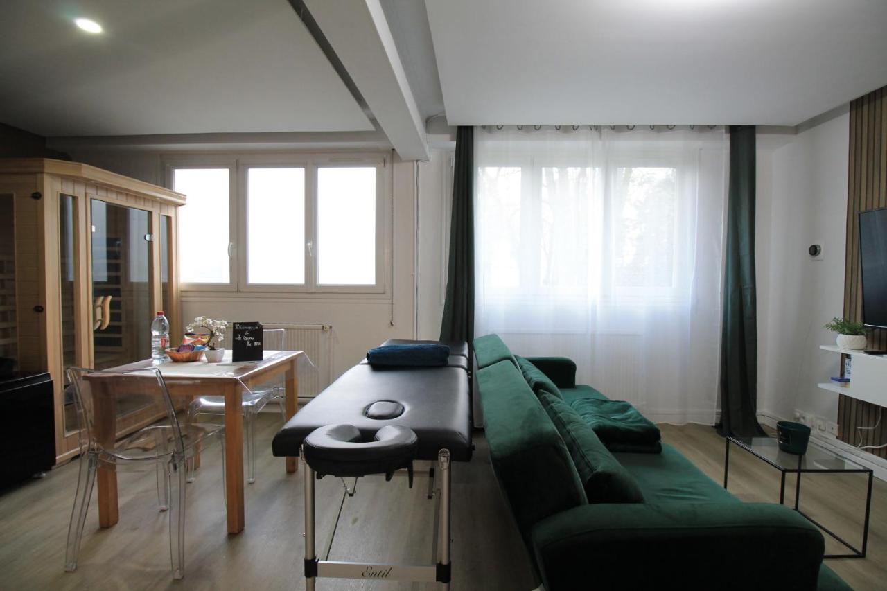 Derniere Reservations Avant Indisponibilite En Septembre Pour 12 Mois, Illimites Jacuzzi Spa Bain A Remous Interieur, Sauna Interieur, Parking Reserve, Vue Et Acces Parc, Prestations Uniques, 1Er Etage Corbeil-Essonnes Ngoại thất bức ảnh