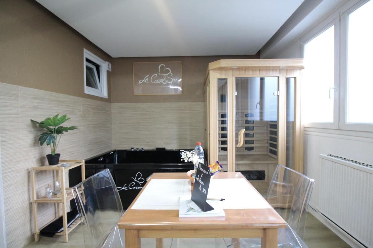 Derniere Reservations Avant Indisponibilite En Septembre Pour 12 Mois, Illimites Jacuzzi Spa Bain A Remous Interieur, Sauna Interieur, Parking Reserve, Vue Et Acces Parc, Prestations Uniques, 1Er Etage Corbeil-Essonnes Ngoại thất bức ảnh